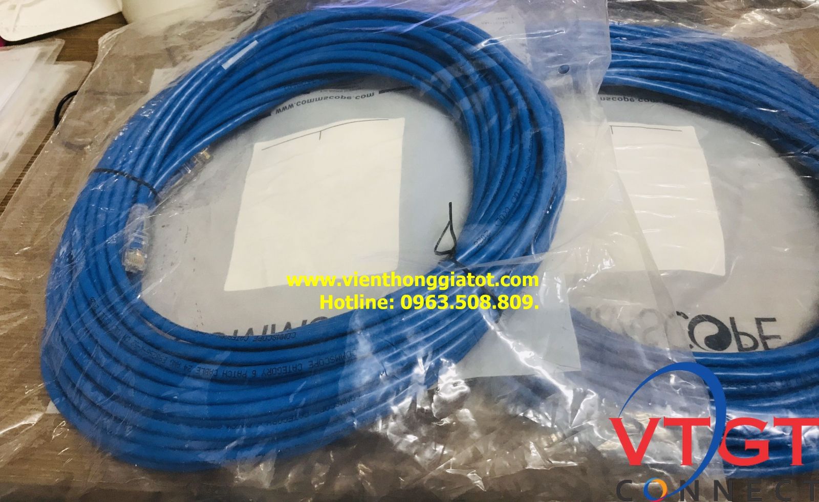 anh-day-nhay-mang-commscope-cat6-30m