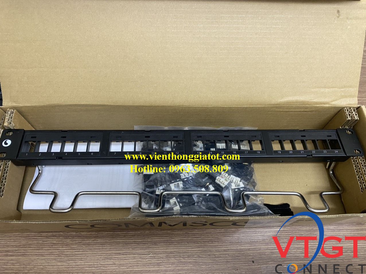 anh-thanh-cam-patch-panel-24-cong