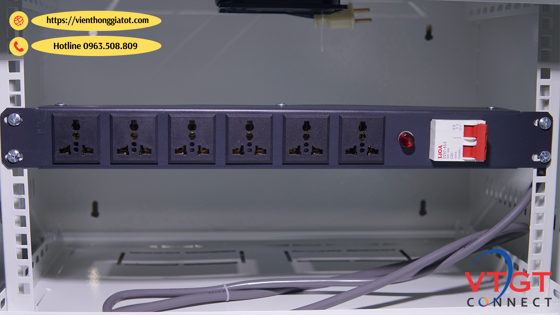 Thanh nguồn PDU là gì? Đặc điểm và chức năng Thanh nguồn PDU trong tủ rack