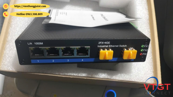 Switch công nghiệp wintop (4×1000Base-T POE port+2×1000Base-X SFP slot dual power ,DC48-57V )  YT
