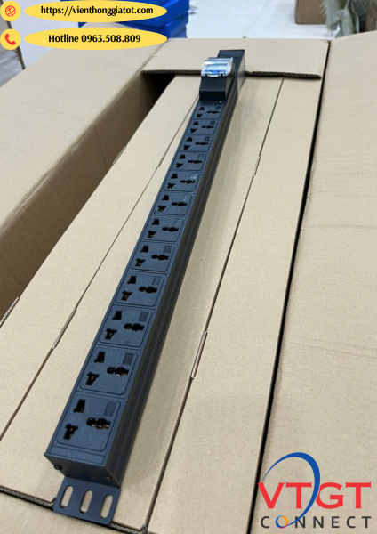 Thanh nguồn PDU 12 ổ cắm 3 chấu lắp dọc cho tủ rack